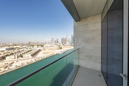 2 Bedroom Flat for Rent in Al Wasl, Dubai - Full Canal and Burj View | Well Lit Unit