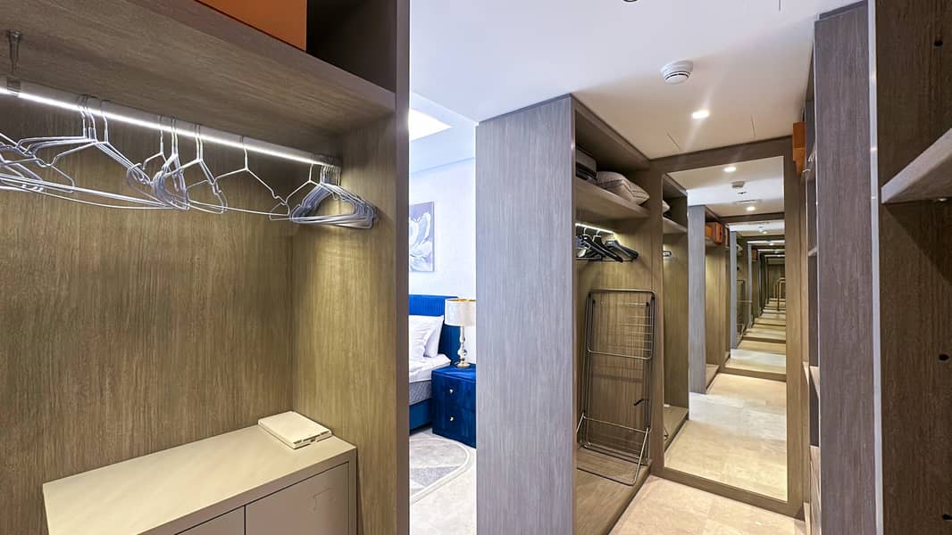 4 Sterling West-14. jpg