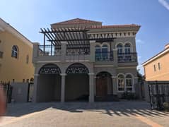 Custom 5 Bed + Maid | Private Pool | Spacious