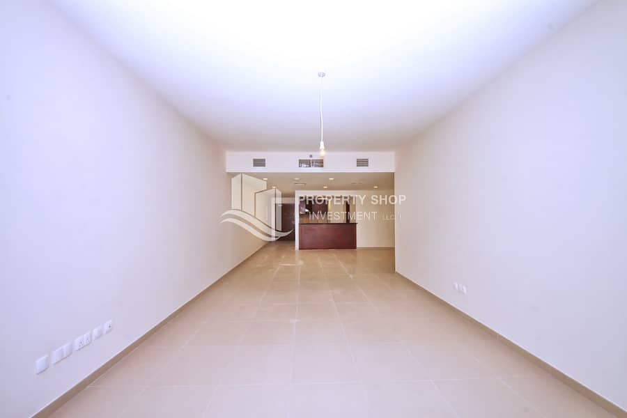 3 3-bedroom-apartment-al-reem-island-shams-abu-dhabi-gate-tower-dining-area. JPG