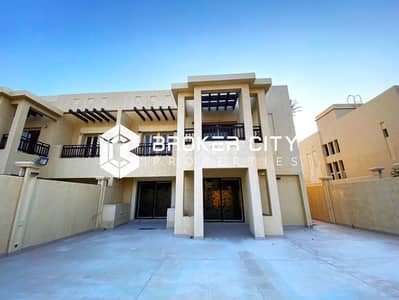 فیلا 4 غرف نوم للبيع في بني ياس، أبوظبي - IMG-20250302-WA0037. jpg