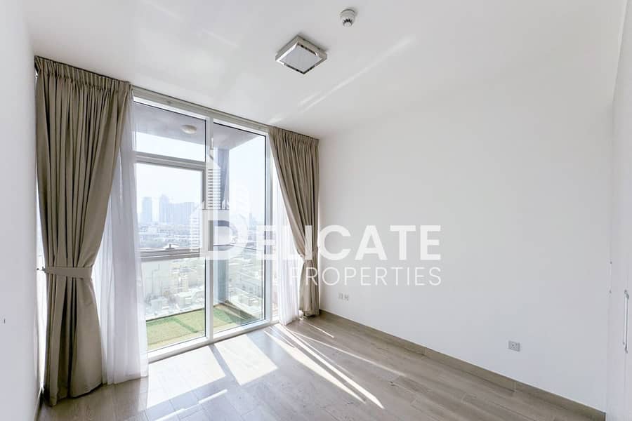 8 Residence 2-7. jpg