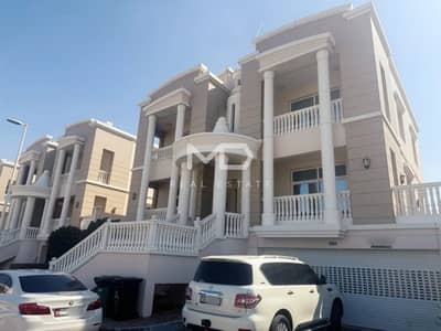 5 Bedroom Villa for Rent in Khalifa City, Abu Dhabi - Stunning 5BR Villa | Vacant | 3 Kitchens