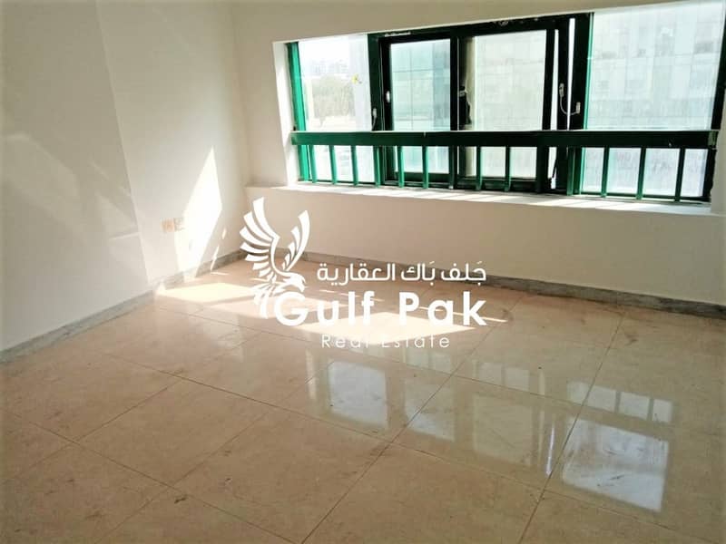 Квартира в Аль Дафра, 2 cпальни, 55000 AED - 4138423