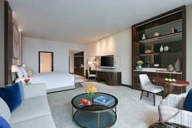 Spacious I Modern I Near Mall I City/ Skyline View