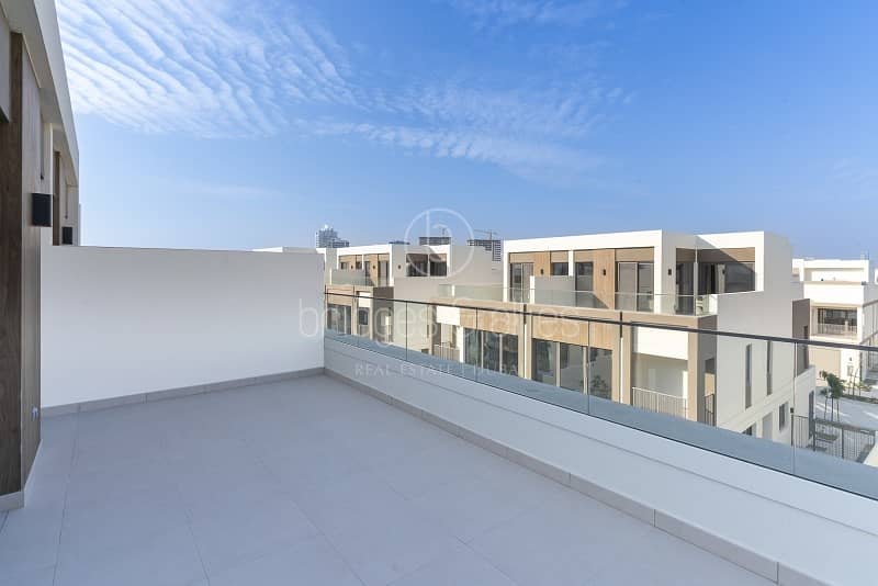 位于蒂拉尔阿尔加夫综合社区,奥拉别墅区 4 卧室的别墅 330000 AED - 11054519 位于蒂拉尔阿尔加夫综合社区,奥拉别墅区 4 卧室的别墅 330000 AED - 11054519