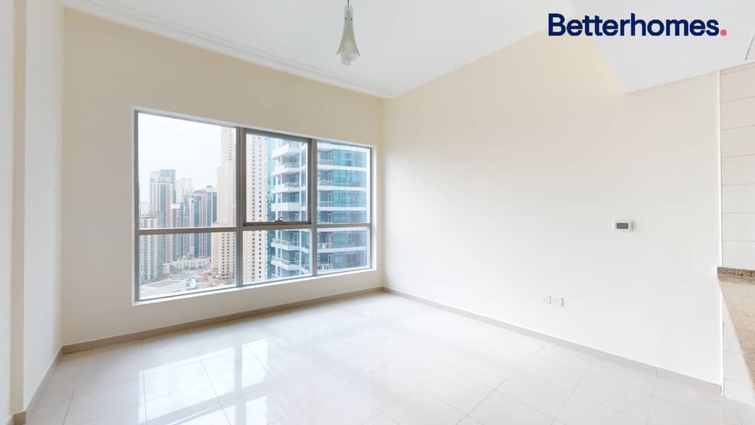 Unfurnished| Managed| High floor Unfurnished| Managed| High floor