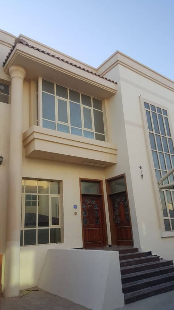 FLAWLESS 5 MASTER BEDROOM VILLA WITH MAID ROOM FOR RENT NEAR KFC