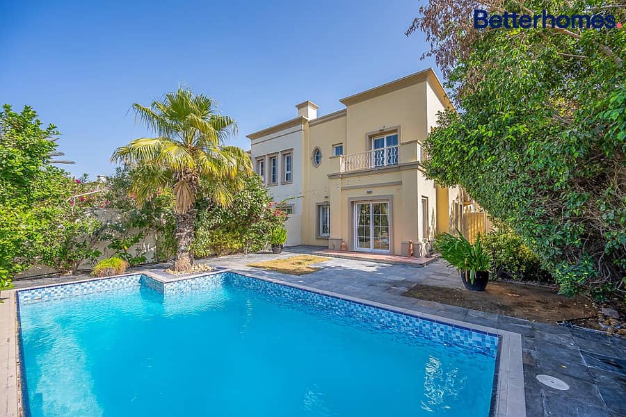 Fully upgraded | Lake view | Private pool | Maids Fully upgraded | Lake view | Private pool | Maids