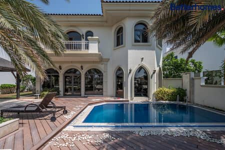 4 Bedroom Villa for Rent in Palm Jumeirah, Dubai - Semi-furnished I Upgraded I Vacant I Atrium Entry