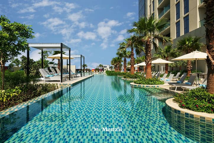 3 pool-image-day. jpg
