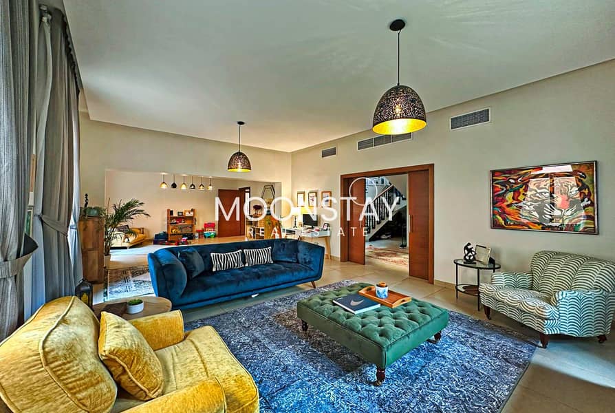 位于哈里发城,高尔夫花园 5 卧室的别墅 285000 AED - 11061093 位于哈里发城,高尔夫花园 5 卧室的别墅 285000 AED - 11061093