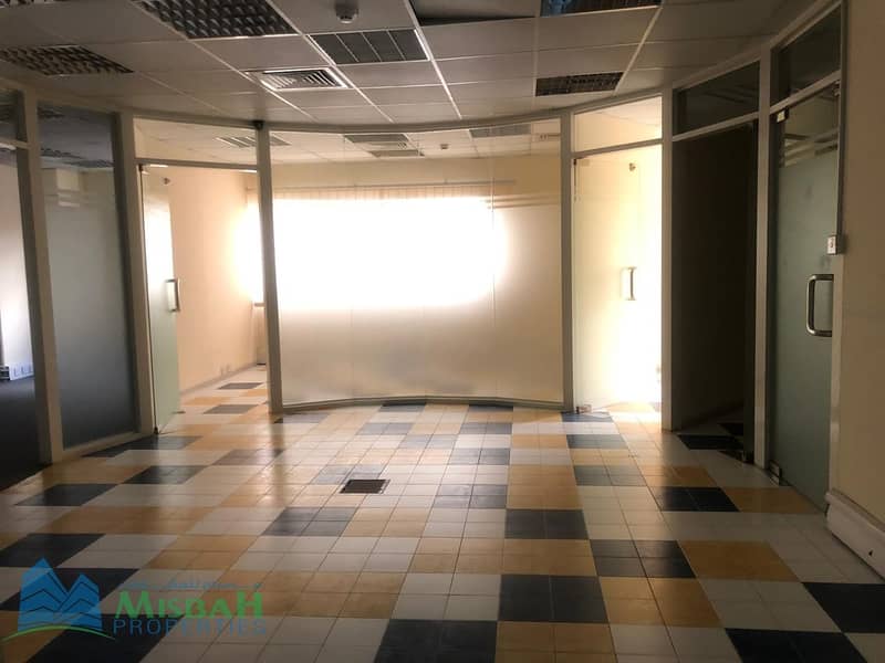 1182sq.ft - 1485sq.ft Fully fitted ready office close to GGICO Metro