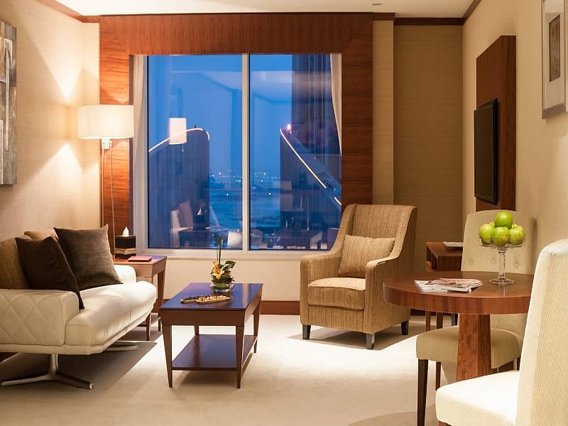 3 Premium One Bedroom Suite_Living. jpg