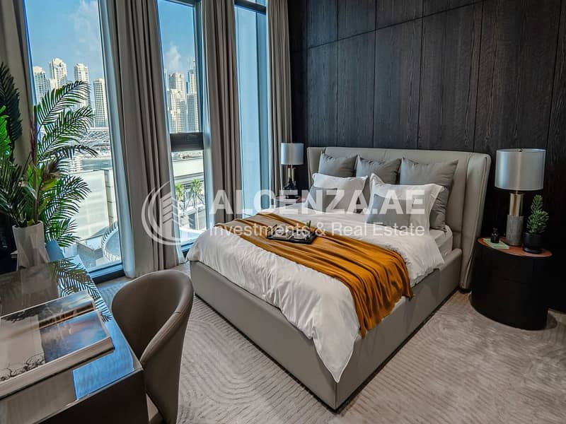 16 Master bedroom. jpg