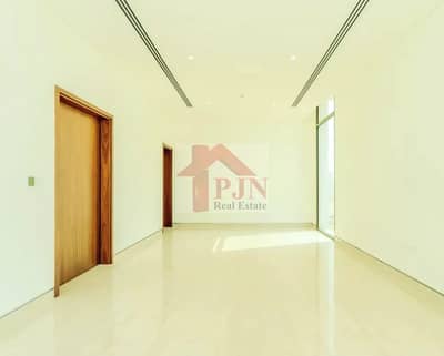5 Br Villa !!! in Single Row | Mediterranean Style | Very Good Location