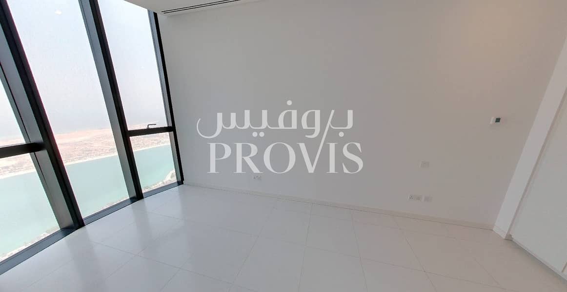 Deluxe 3 Bed Apt+Facilities in WTC! Deluxe 3 Bed Apt+Facilities in WTC!