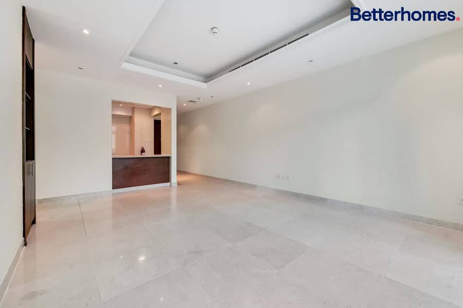 White Goods Inc. | Marina View | Huge Balcony White Goods Inc. | Marina View | Huge Balcony