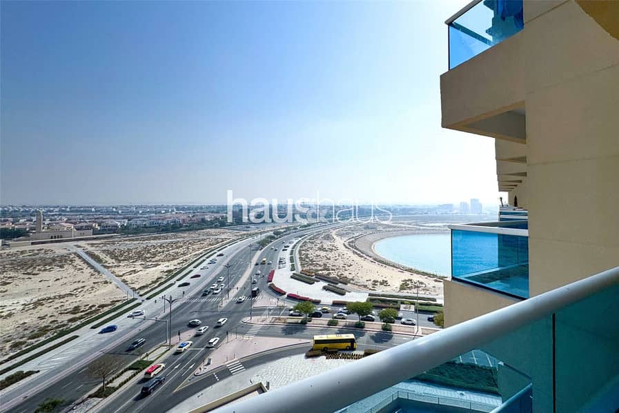 High Floor | Lake View | Great Location High Floor | Lake View | Great Location
