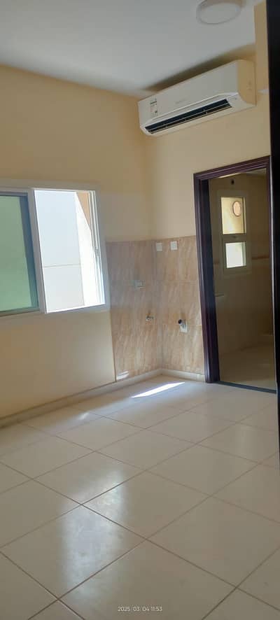 Studio for Rent in Al Nabba, Sharjah - IMG-20250304-WA0009. jpg