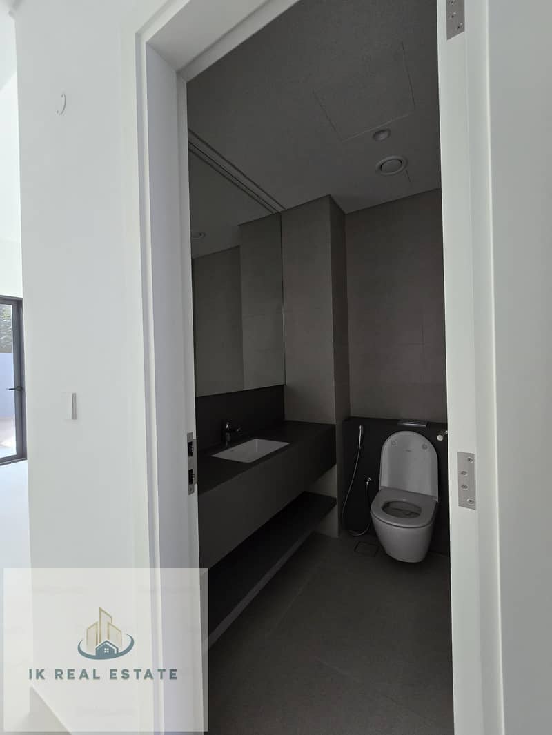 8 IMG-20250304-WA0064. jpg
