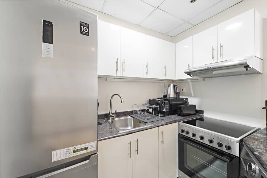 4 Kitchen. jpg