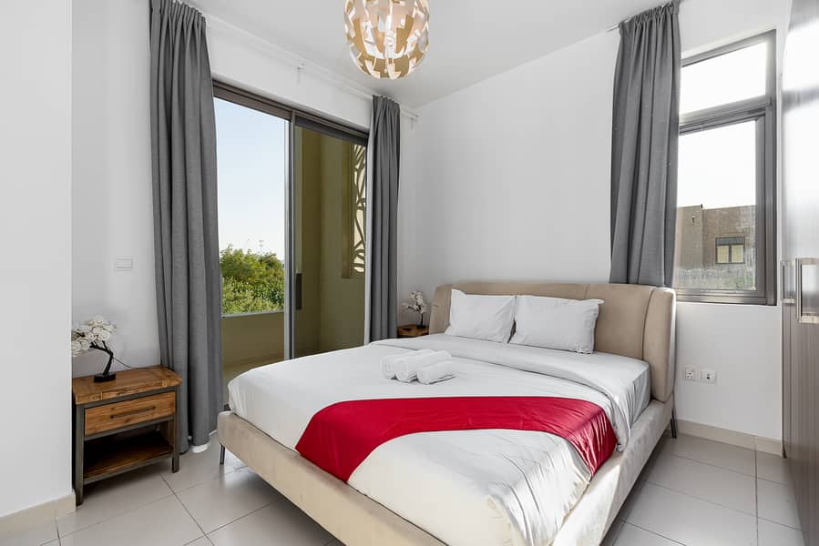 2 Main Bedroom. JPG