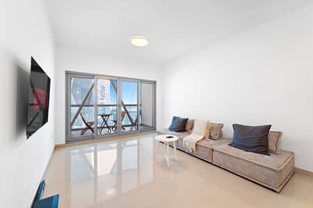 شقة 1 غرفة نوم للايجار في مركز دبي المالي العالمي، دبي - Living Room (1). jpeg