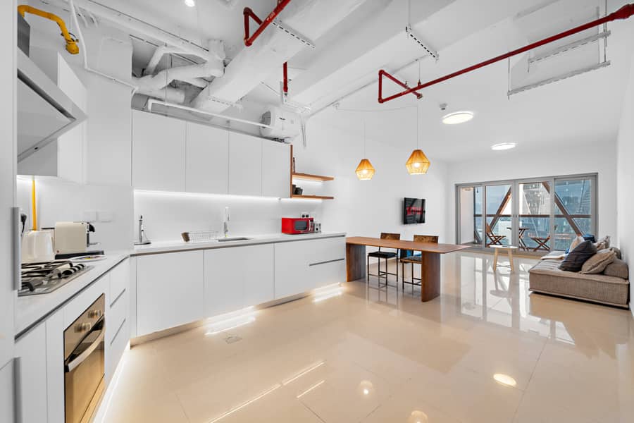 3 Full Kitchen. jpeg