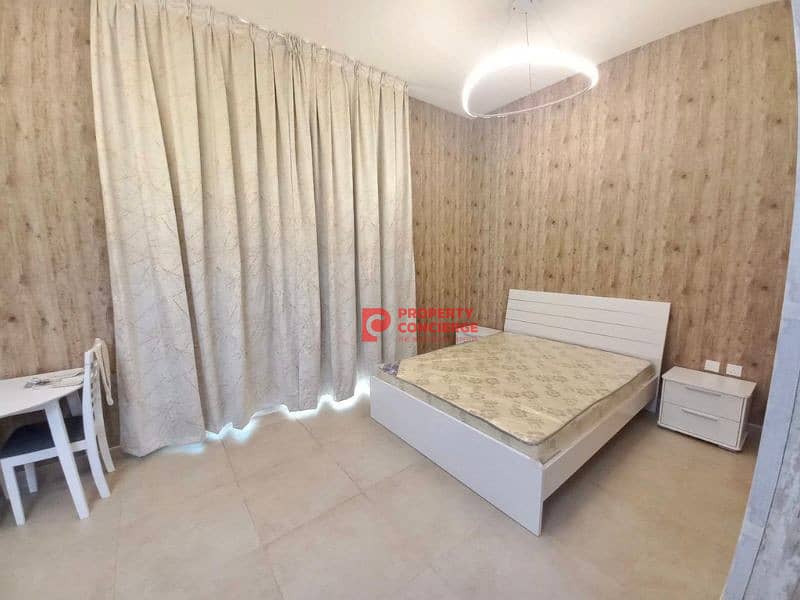 位于阿尔弗雷德街区，阿齐兹广场 的公寓 46000 AED - 11067984