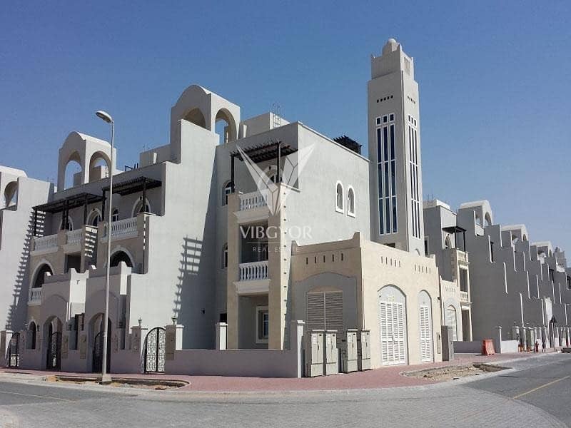 Largest 5 Bed+Maid Corner Townhouse -JVC Largest 5 Bed+Maid Corner Townhouse -JVC