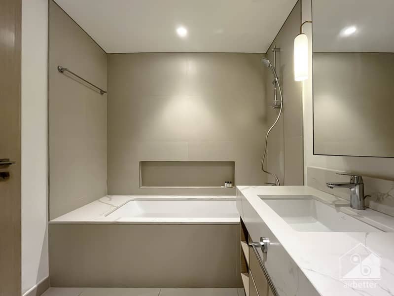 29 Creek 506 -Master Room -10. jpg