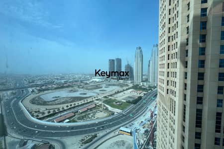 Office for Rent in Business Bay, Dubai - Spacious Office | Prime Unit | Vacant