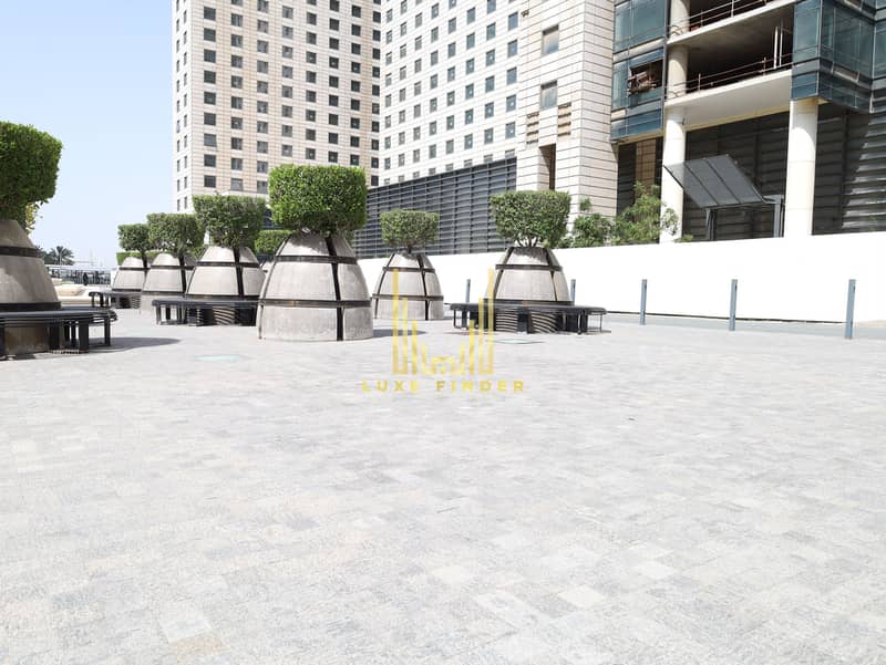 14 Outdoor Seating. jpg