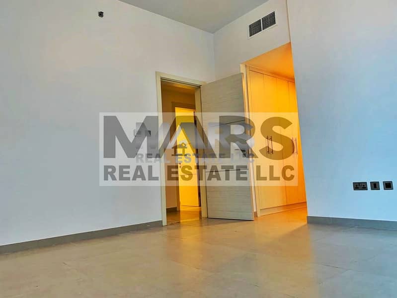 8 Amazing Sea View Apartment located in Corniche
