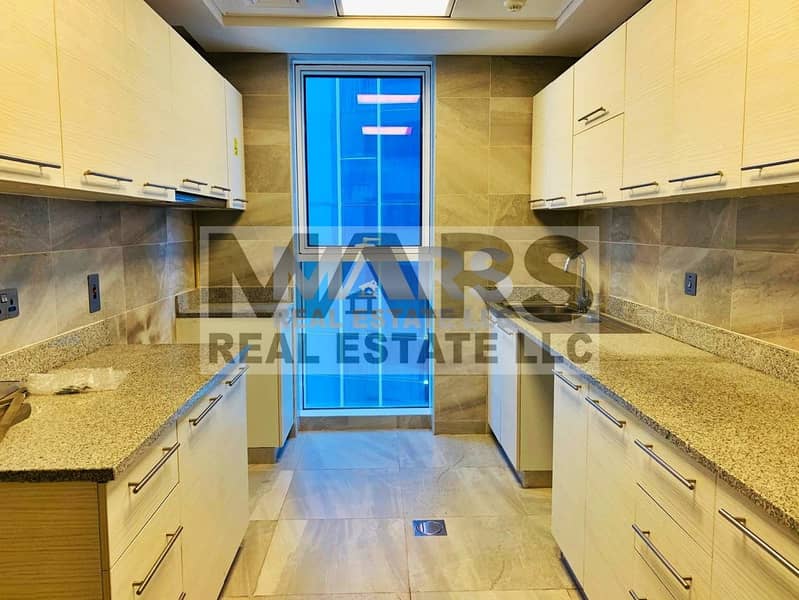 10 Amazing Sea View Apartment located in Corniche