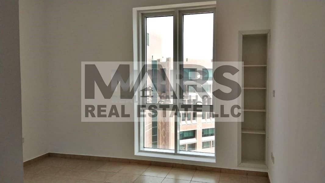 6 Spacious Sea View Apartment