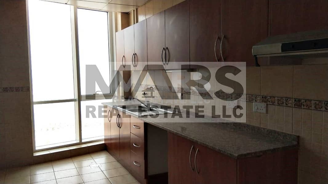14 Spacious Sea View Apartment
