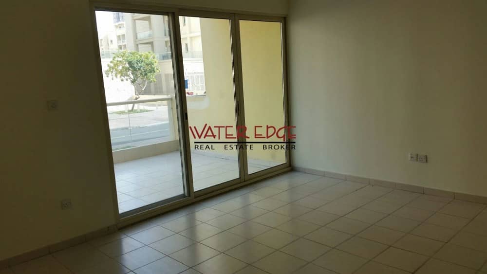 Well Maintained! 1BR in Al Dhafrah 3