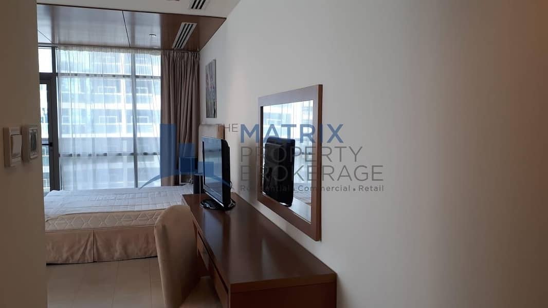 12 cheques! Huge fully furnished studio Dubai Sport City