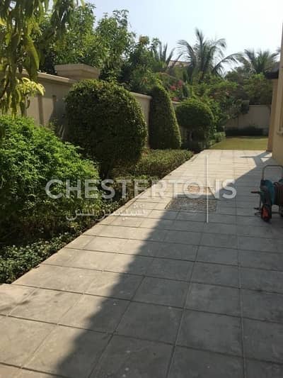Huge Garden I Well Maintained I Prime Area Huge Garden I Well Maintained I Prime Area