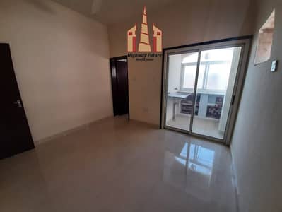 Big Offer. . . spacious Studio Apartment With Seprate Kitchen @14K Only in Al Yarmook Sharjah