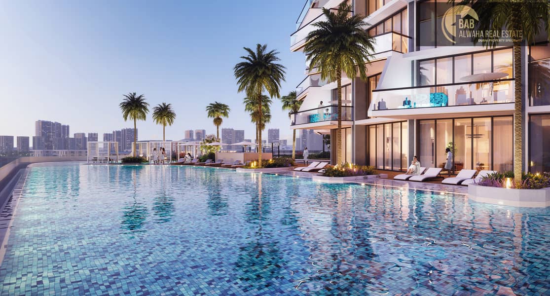 6 Exterior Royale 12. jpg