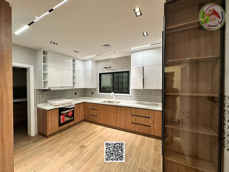 17 5a3c1544-fdaa-44a4-9ead-faaf04e35d25. jpg