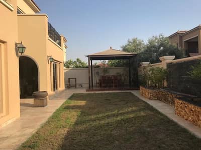 Stand Alone : 3 Bedroom Villa : Enclosed Courtyard Stand Alone : 3 Bedroom Villa : Enclosed Courtyard