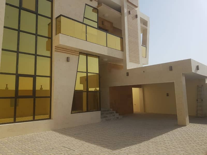 European villa for sale in Palawihat 1