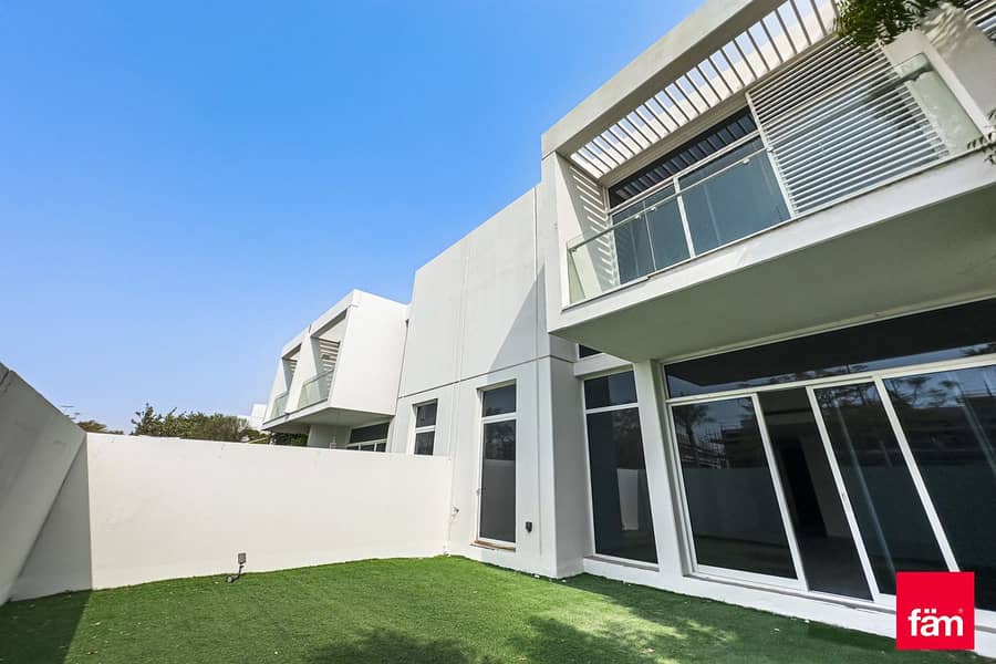 Таунхаус в Мудон,Арабелла Таунхаусы,Арабелла 3, 3 cпальни, 185000 AED - 11029290 Таунхаус в Мудон,Арабелла Таунхаусы,Арабелла 3, 3 cпальни, 185000 AED - 11029290