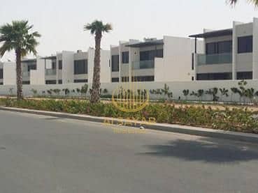 Single Row | Maids Room | Spacious |Prime Location Single Row | Maids Room | Spacious |Prime Location