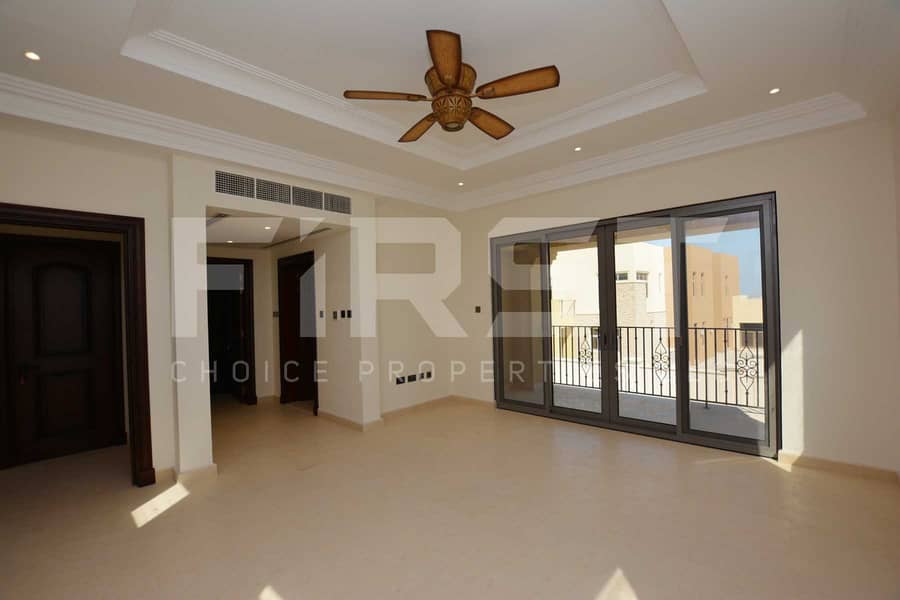 9 Internal Photo of 4 Bedroom Villa in Saadiyat Beach Villas Saadiyat Island Abu Dhabi UAE (17). jpg