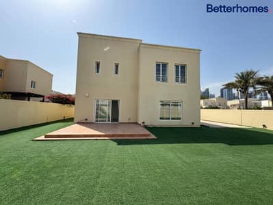 4 Bedroom Villa for Rent in The Meadows, Dubai - Great Location | Corner Plot | Ready to Move in